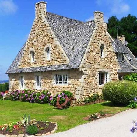 Les Ajoncs Bed & Breakfast Plougrescant Exterior photo